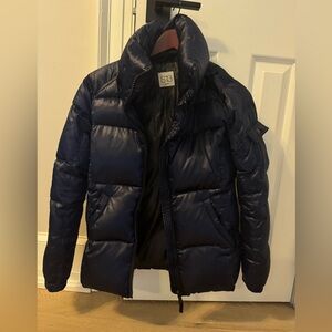 Womens Navy Puffer Jacket